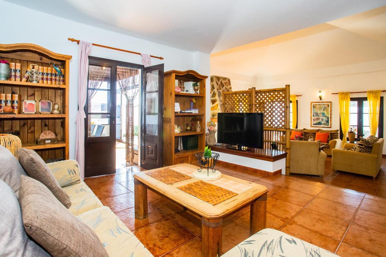 Eslanzarote Acoruma House, Super Wifi, Heated Pool Güime エクステリア 写真